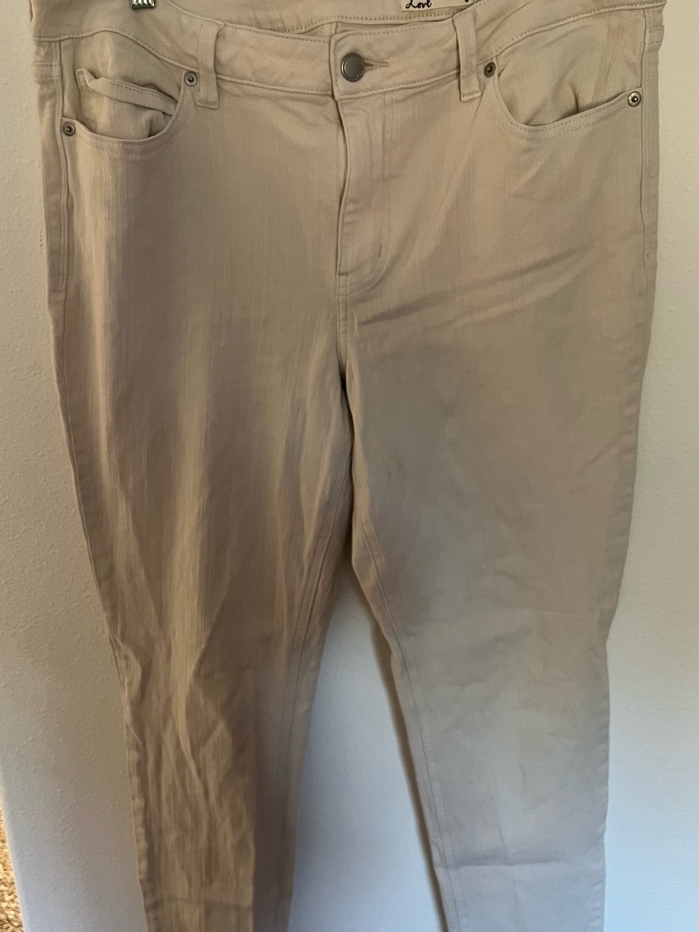 Women’s Ankle-Length Slim Jeans in Beige